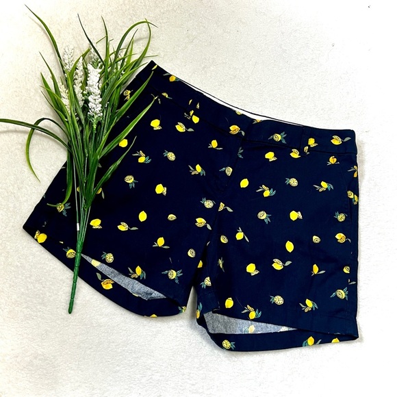 J. Crew Lemon Print 5" Classic Chino Short - Size 4 (30") - Picture 1 of 12